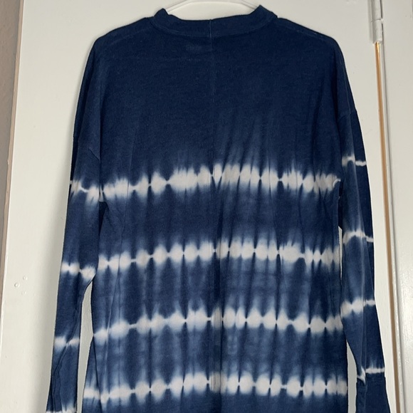 SUPER CUTE pink “tie dye” soft long sleeve🩵 - Picture 4 of 4